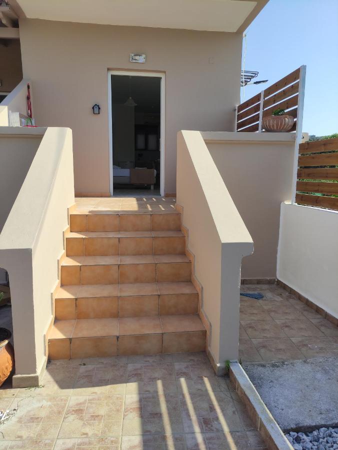 # 6 Giorgos & Chara Apartments Nea Kydonia Exterior foto